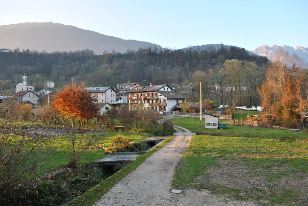 Agriturismo Il Girasole Feltre Exterior foto